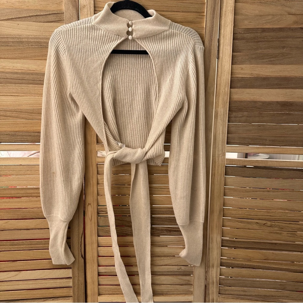 Reformation Osteria Open Back Sweater in Gossamer size S - Picture 6 of 9